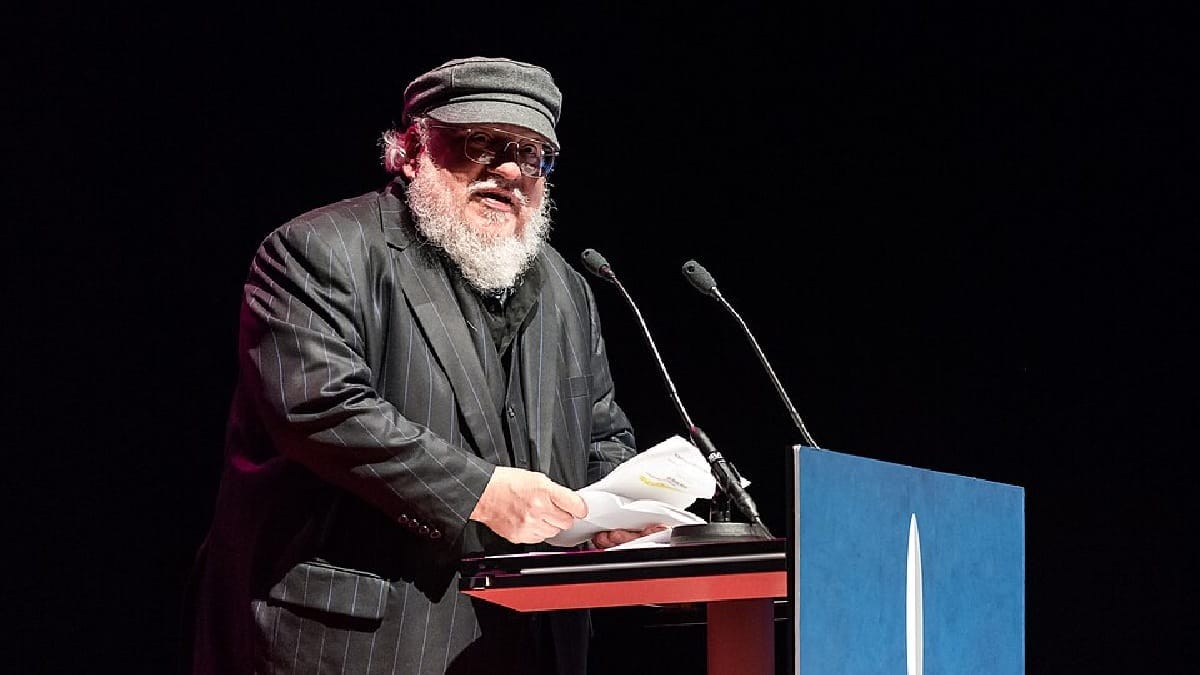 Martin indicou que a ausência do bebê também elimina a cena de Bitterbridge “com todo o seu horror e heroísmo” (Foto: Henry Söderlund / Wikimedia Commons)
