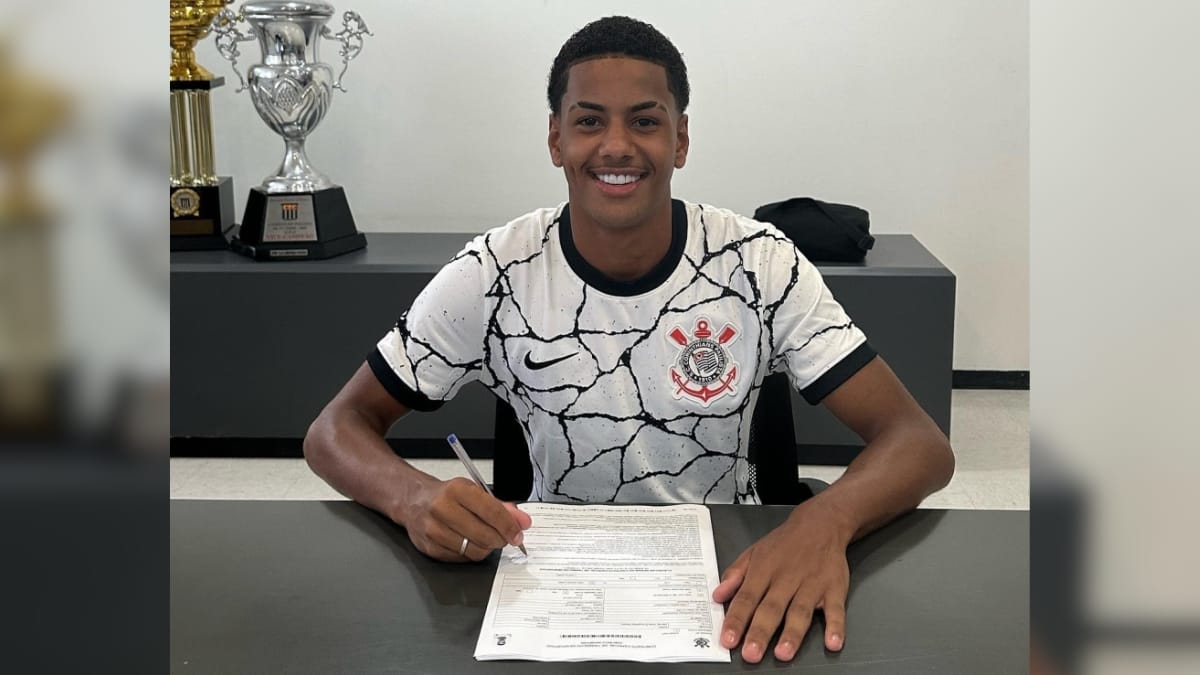 Denner será jogador do Chelsea a partir da próxima temporada (Foto: Redes sociais, Reprodução)