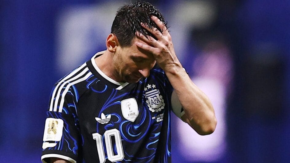 Lionel Messi luta contra tabus para conquistar o bicampeonato (Foto: REUTERS)