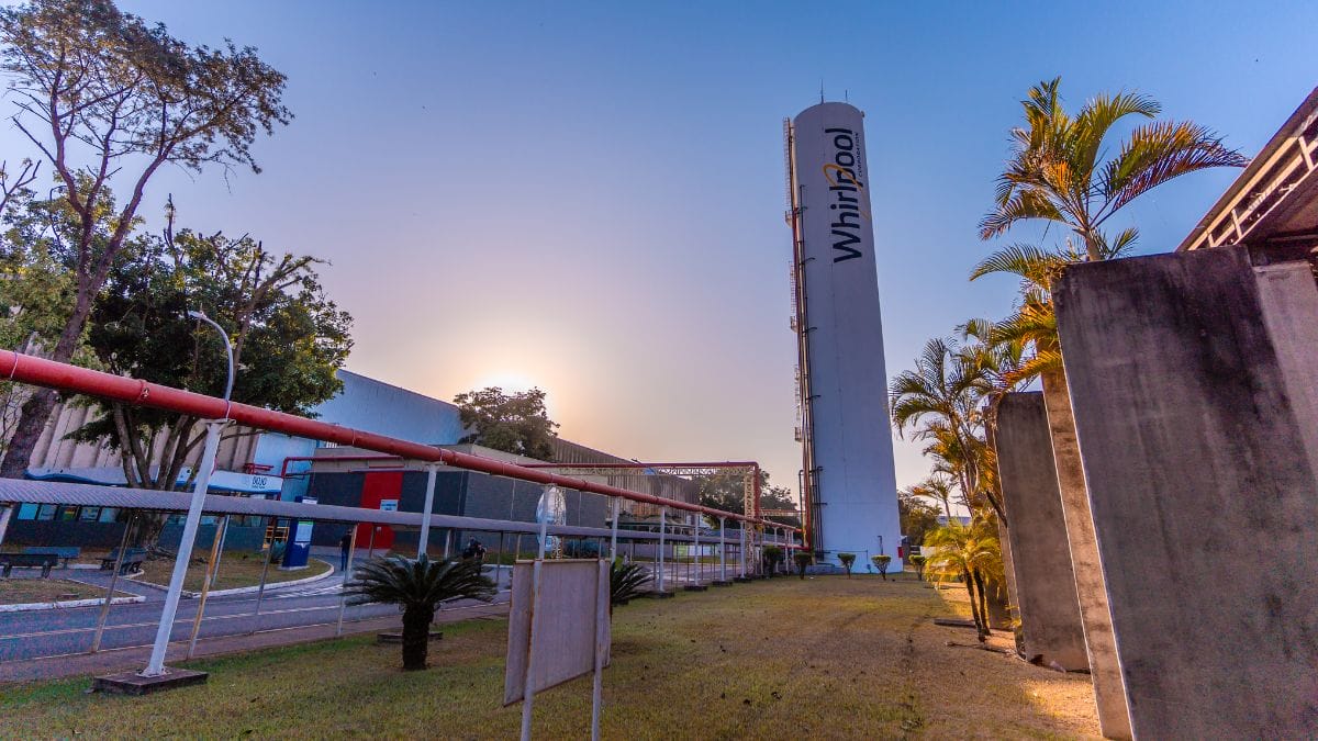 whirlpool fecha unidade no méxico