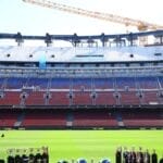 Barcelona estuda adiar inauguração do 3ª andar do estádio Camp Nou, que amplia a capacidade para mais de 100 mil torcedores