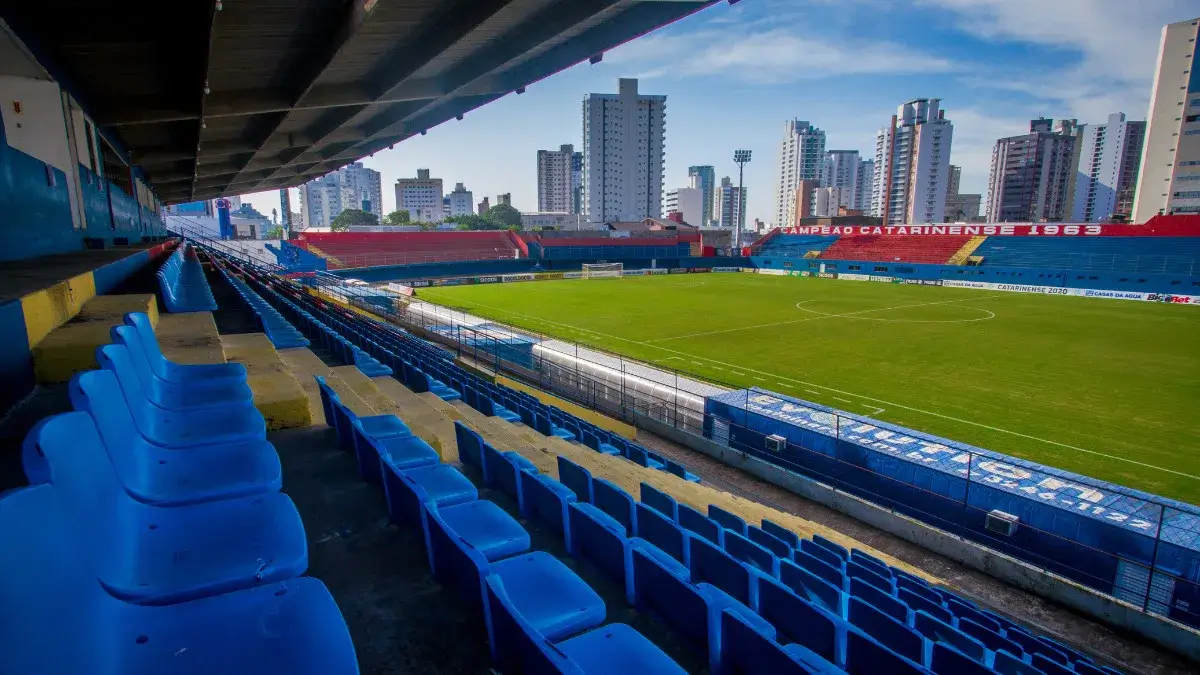 Estádio Gigantão das Avenidas, em Itajaí