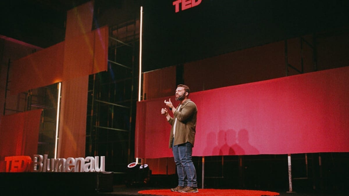Estratégia foi apresentada no TEDx Talk Blumenau (Foto: Divulgação, TJSC)