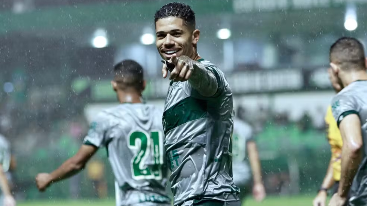 Diego Caito é o novo reforço do Grêmio (Foto: Rosiron Rodrigues, Goiás E.C.)