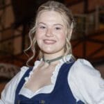Devoradora de livros e jogadora de vôlei: conheça Letícia Lyra, candidata a rainha da Oktoberfest Blumenau 2027