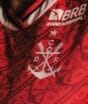 Flamengo lança terceiro uniforme vermelho para a temporada; veja fotos
