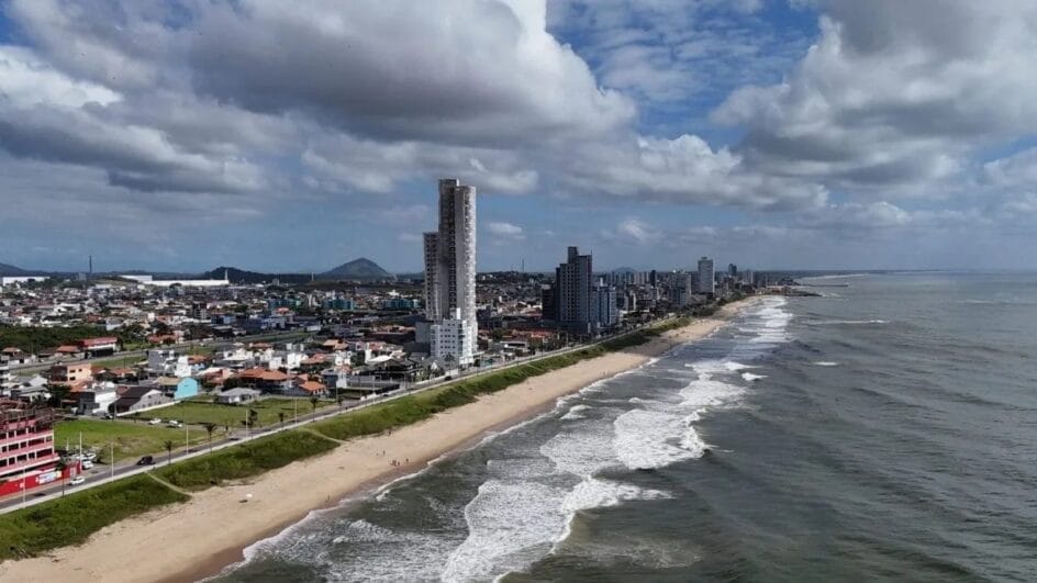 Orla de praia em Barra Velha
