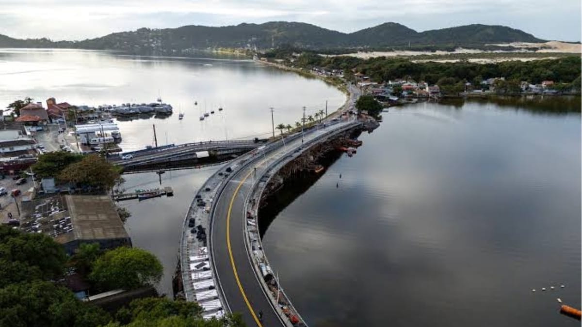 Peça foi encontrada durante revitalização do entorno da nova Ponte da Lagoa (Foto: Divulgação, PMF)