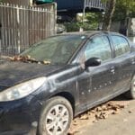 O mistério do Peugeot abandonado com os documentos dentro há três anos em Balneário Camboriú