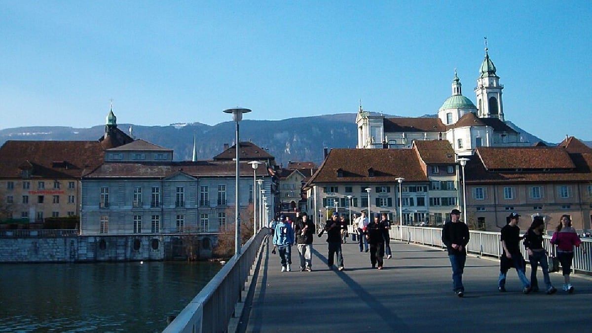 Essa pista linguística reforçava uma suspeita antiga dos pesquisadores: se havia uma estrada romana passando pelo Aare, uma ponte provavelmente existia entre eles (Foto: Gestumblindi / Wikimedia Commons)