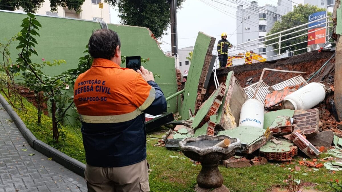 Prédio comercial é interditado por risco de explosão de gás e colapso estrutural em SC