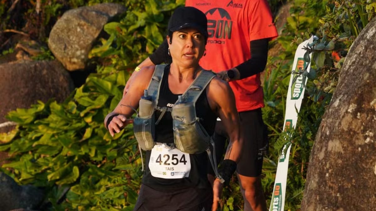 Tais Damasio, campeã dos 42km do Mountain Do Costão do Santinho