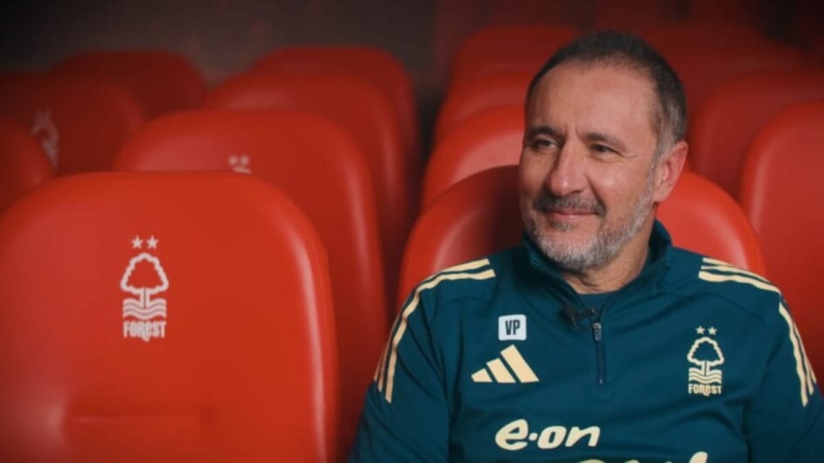 Técnico português está com 57 anos (Foto: Nottingham Forest FC, Reprodução, Youtube)
