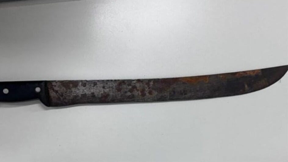 Grávida é enforcada e outra mulher é ameaçada com facão em crimes de violência doméstica em SC