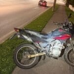 Motociclista é encontrado morto após bater em muro de concreto na SC-401, em Florianópolis