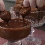 Ótimo para o frio: esses bolinhos de chuva com chocolate ficam saborosos e são fáceis de fazer