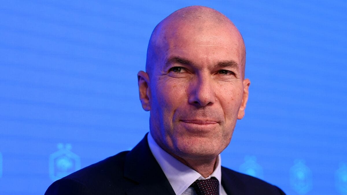 Ex-Real Madrid, Zidane é anunciado como novo técnico de seleção para a Copa do Mundo 2030