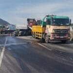 Acidente bloqueia BR-101 e causa congestionamento quilométrico em Balneário Camboriú