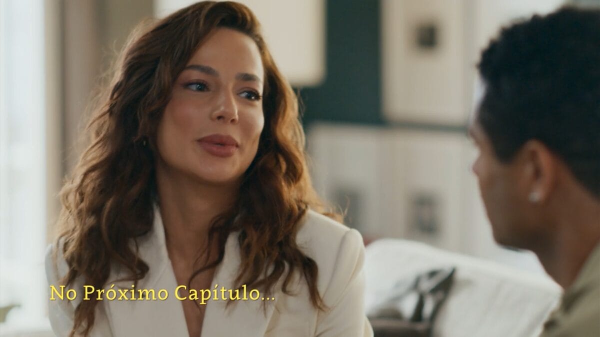 Ela diz que está feliz com Pedro em Quem Ama Cuida
