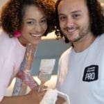 Casal transforma pintura em experiência de confiança em Florianópolis