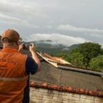 Quase 3 mil famílias amanhecem sem luz na região de Blumenau após temporal