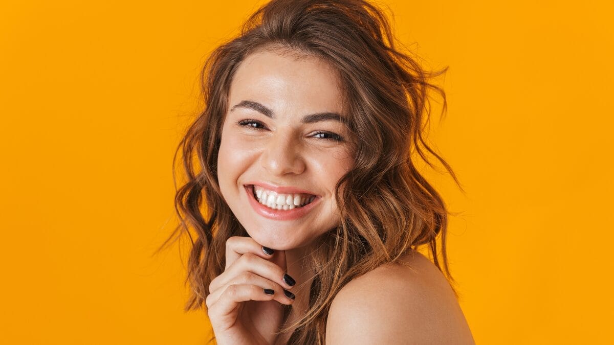 Higiene bucal e autoestima: cuidar do sorriso também é autocuidado