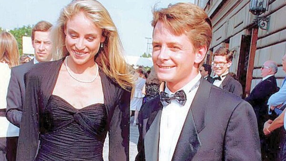 Após deixar a escola e seguir para Los Angeles, Fox ganhou projeção com Family Ties e virou astro global com De Volta para o Futuro (Foto: Alan Light / Wikimedia Commons)