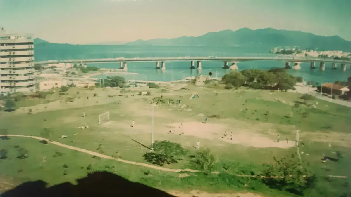 Parque da Luz em 1990 (Foto: acervo do Instituto Histórico e Geográfico de Santa Catarina)