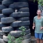 Pedreiro que construiu casas por décadas perdeu tudo após descobrir Parkinson e hoje vive em casa de pneus