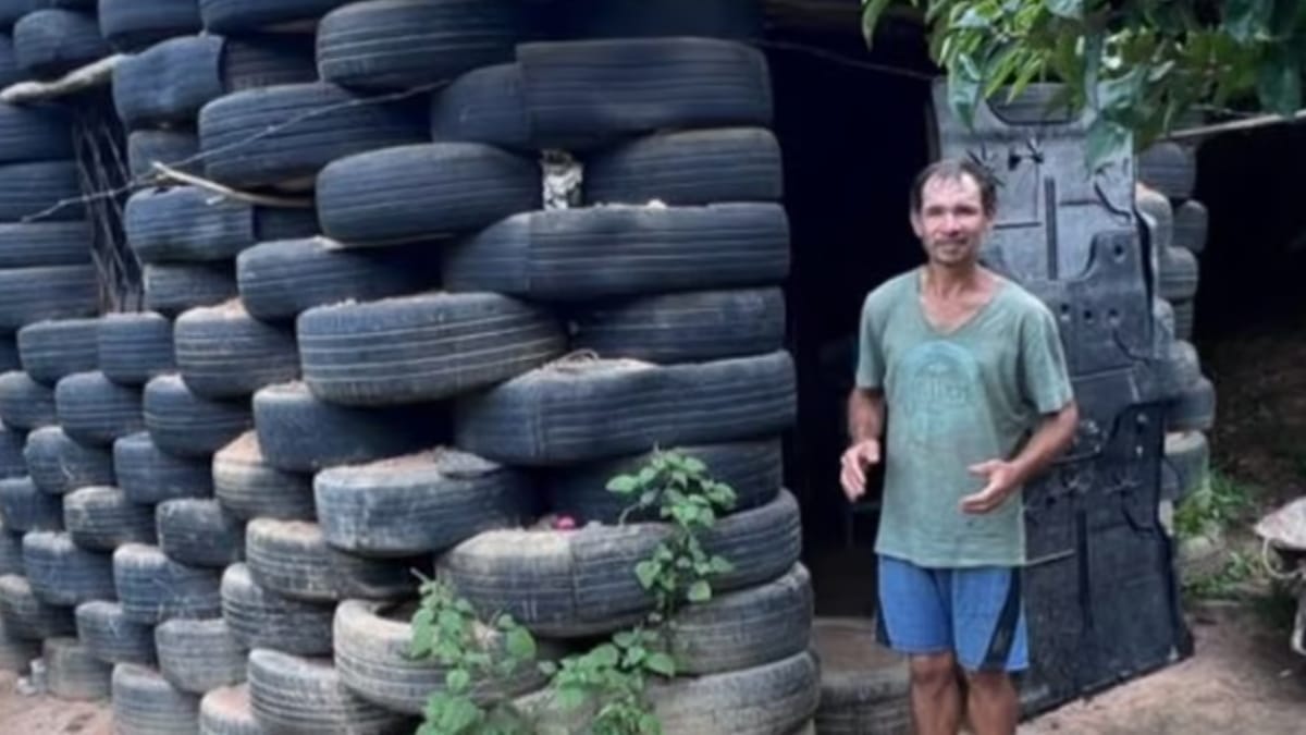 Pedreiro que construiu casas por décadas perdeu tudo após descobrir Parkinson e hoje vive em casa de pneus