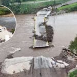 Ponte, reinaugurada há quatro meses, é levada pela força da chuva no RS pela segunda vez; FOTOS