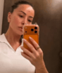 À espera de um menino, Sabrina Sato mostra barrigão após rotina de treinos matinais