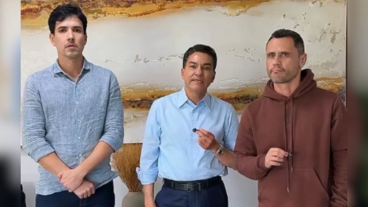 Cleitinho (à dir. na imagem) citou momento difícil para família e disse não ter condições de concorrer (Foto: Instagram Marcos Pereira, Reprodução)