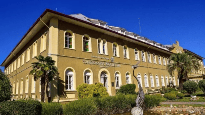 Colégio Santa Rosa de Lima, em Lages