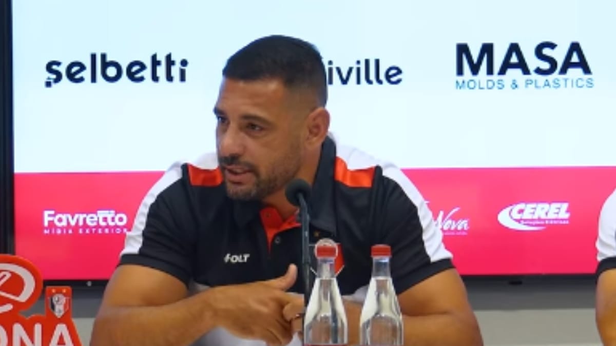 “Gosto muito desse lado do campo”: Diego Souza é apresentado como técnico em novo clube