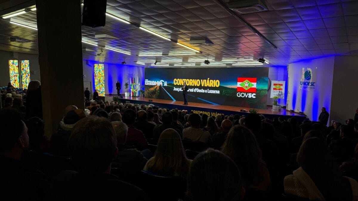 evento que lançou edital de licitação pra contorno viário no Meio-Oeste de SC
