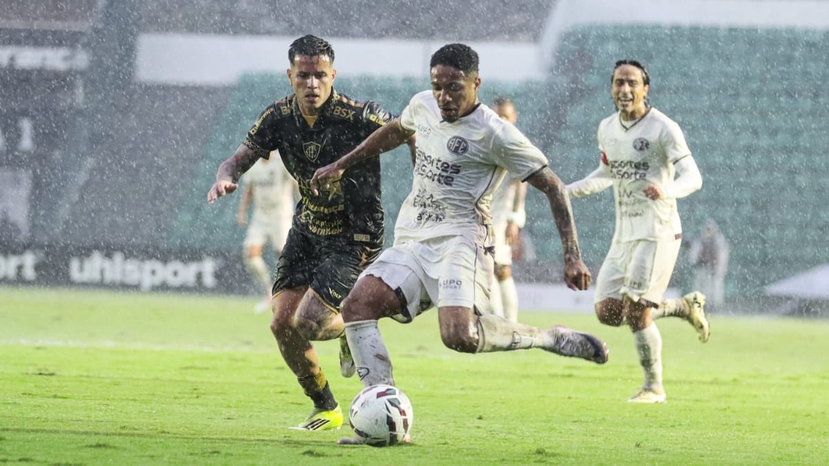 Figueirense marca duas vezes em menos de cinco minutos e busca empate contra a Ferroviária pela Série C