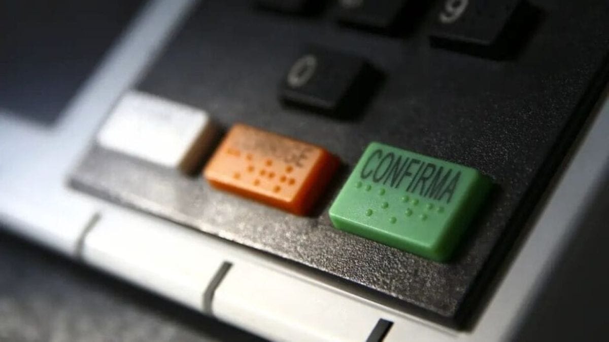 A propaganda eleitoral nas ruas e no ambiente virtual passa a ser permitida oficialmente a partir deste domingo