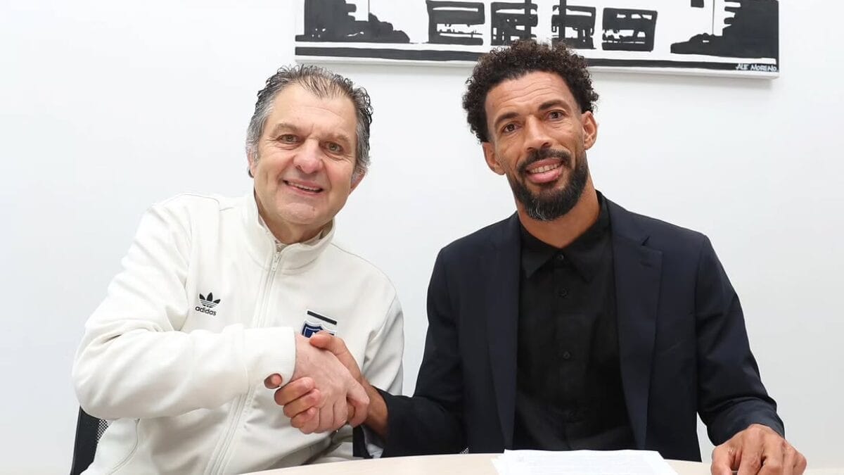 Goleiro Vozinha assina com o Colo-Colo após impasse e tem salário e detalhes do contrato revelados