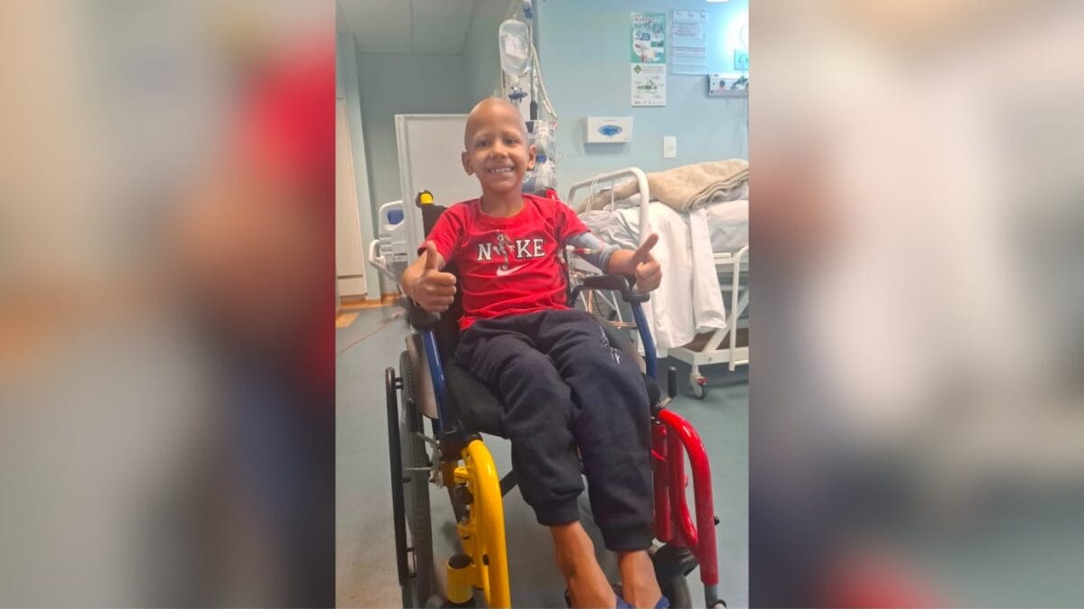 Menino de 7 anos de SC com câncer raro precisa de remédio de R$ 2 milhões após Justiça negar urgência