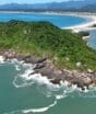 Ilha paradisíaca do tamanho de 17 campos de futebol está à venda por R$ 30 milhões e procura dono há 10 anos