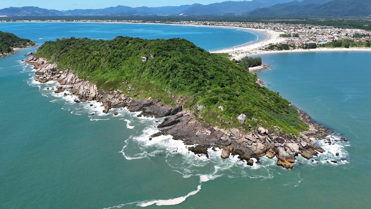 Ilha do Papagaio Grande, em Palhoça (Foto Divulgação, Setur Palhoça)