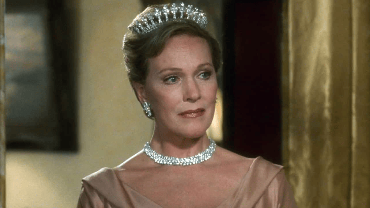 Julie Andrews rejeita estrelar O Diário da Princesa 3 e anuncia aposentadoria na atuação