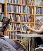 Livraria tradicional de Florianópolis resistiu a pandemia, mas enfrenta novo risco e pode fechar nos próximos meses