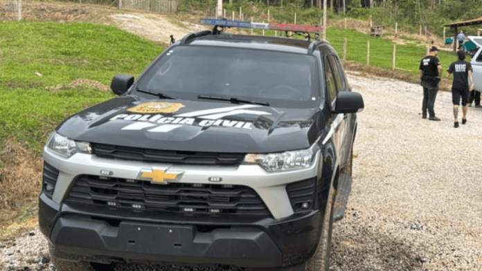 viatura da Polícia Civil