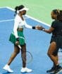 Irmãs Serena e Venus Williams voltam a jogar juntas após quatro anos