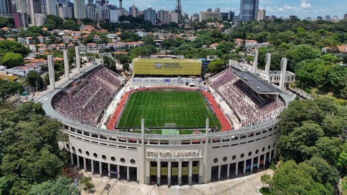 Time da Série A faz obra inspirada no Pacaembu para mudar arquibancada e ampliar estádio