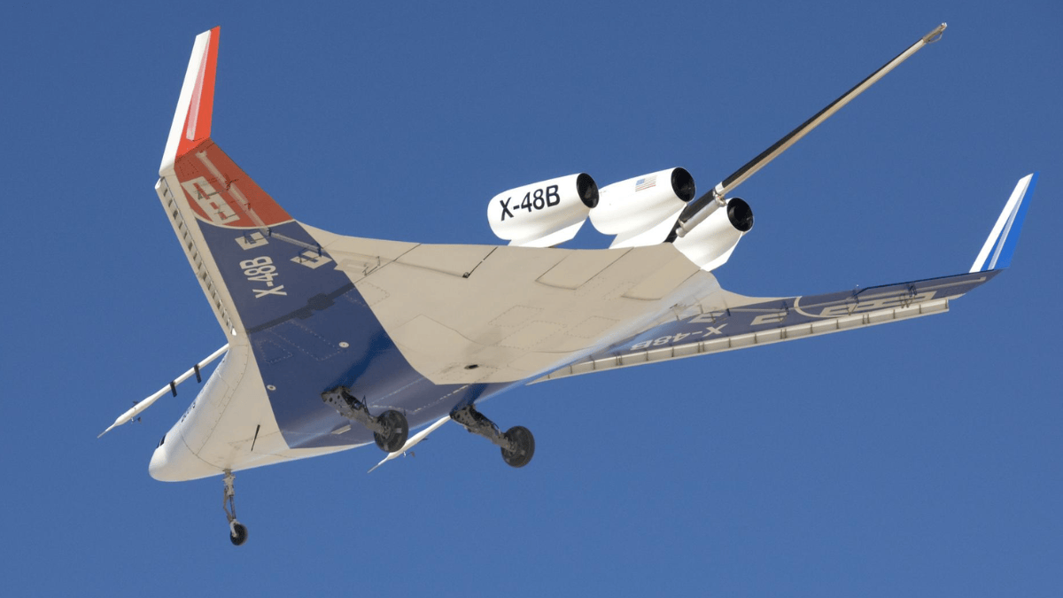 X-48B ajudou a testar em voo o formato de asa integrada décadas antes do Z4 (Foto: Carla Thomas / NASA)