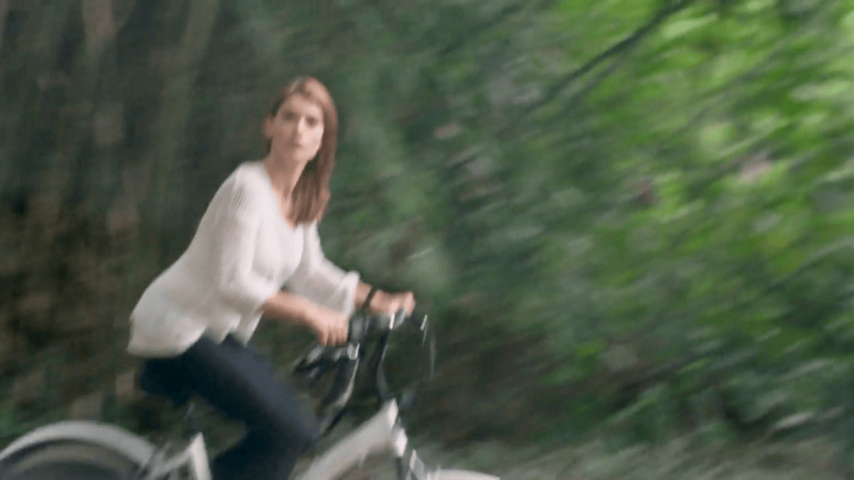 Alinne Moraes é Lívia e Rafael Cardoso é Felipe em novela da Edição Especial da TV Globo