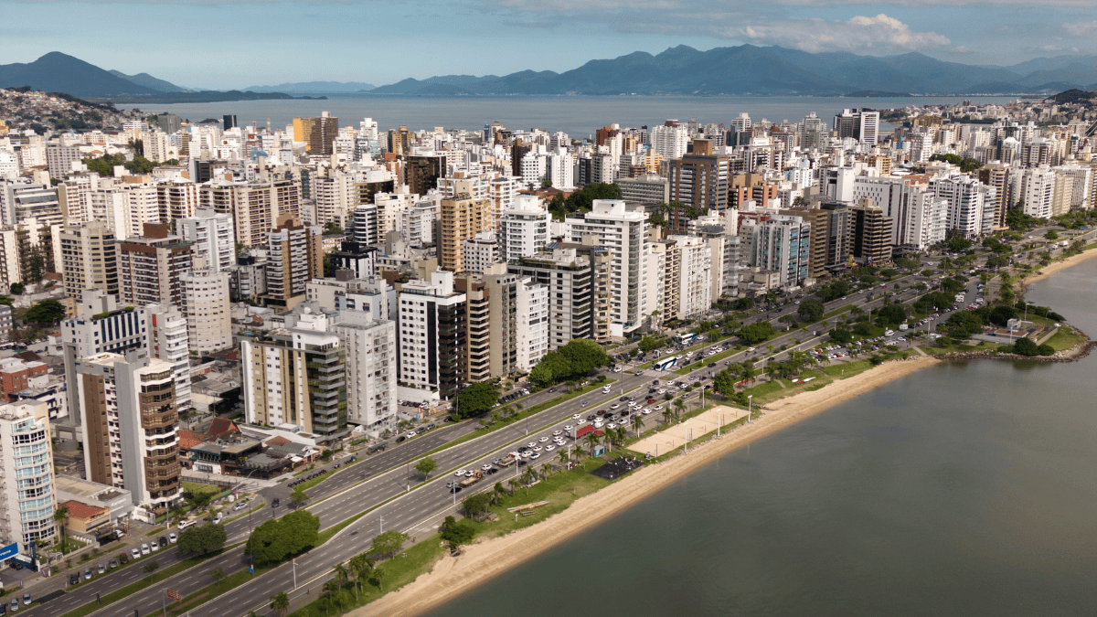 Mandados foram cumpridos contra investigados em Florianópolis (Foto: Banco de Imagens)